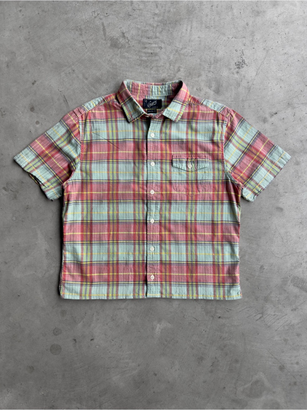 Vintage 00s Cropped Boxy Plaid Button Up Shirt - S